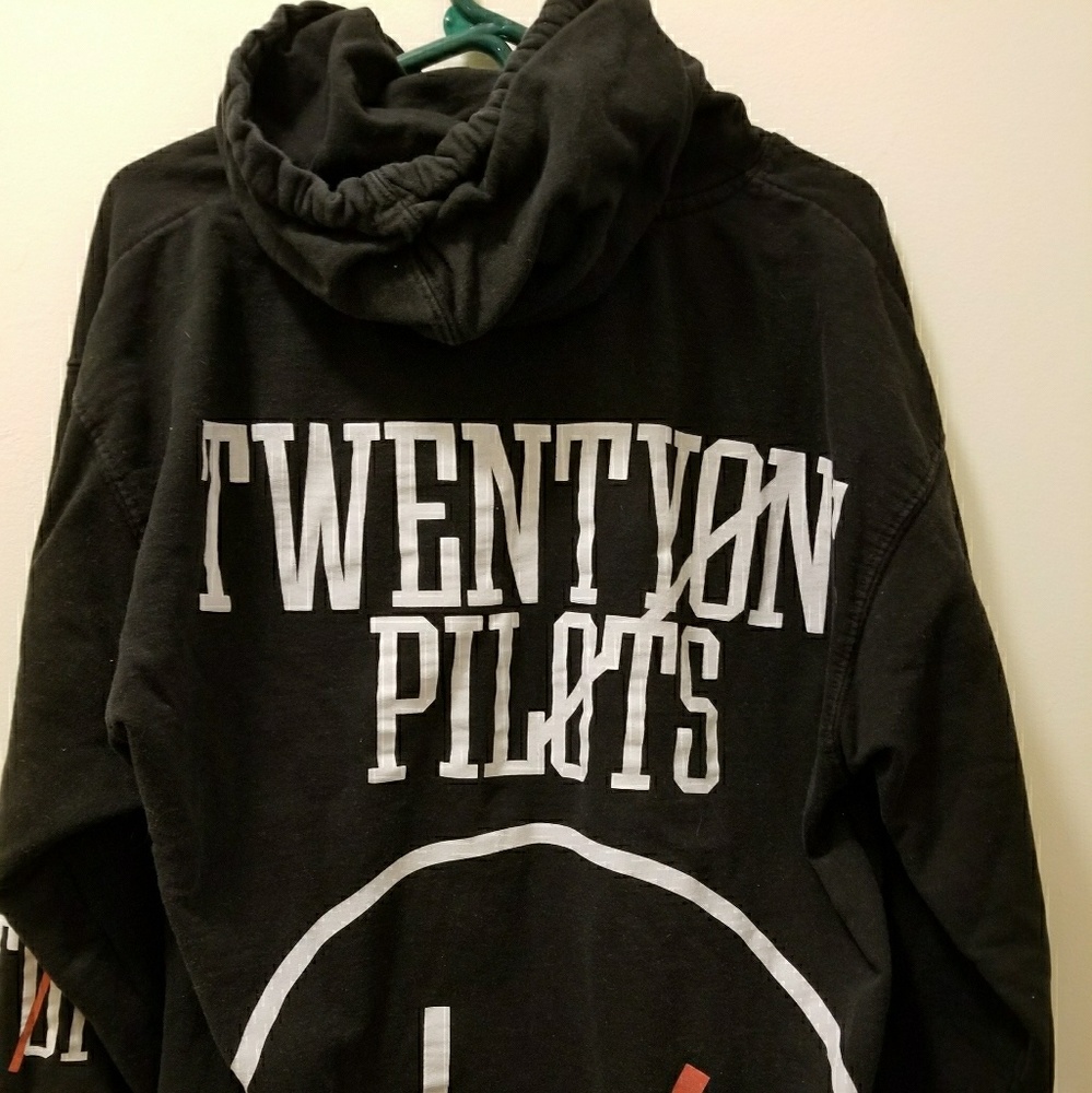 Twentyone Pilots Hoodie.